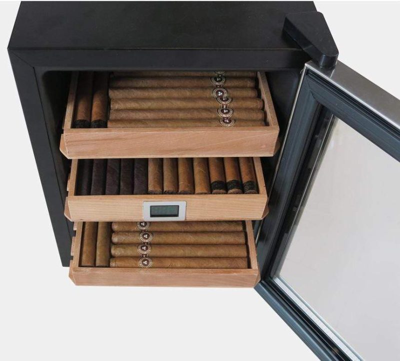 Clevelander250CountElectricCigarCoolerCabinetHumidor 2 cf3b4ca2 d008 4c17 9712 365ffc4eee62